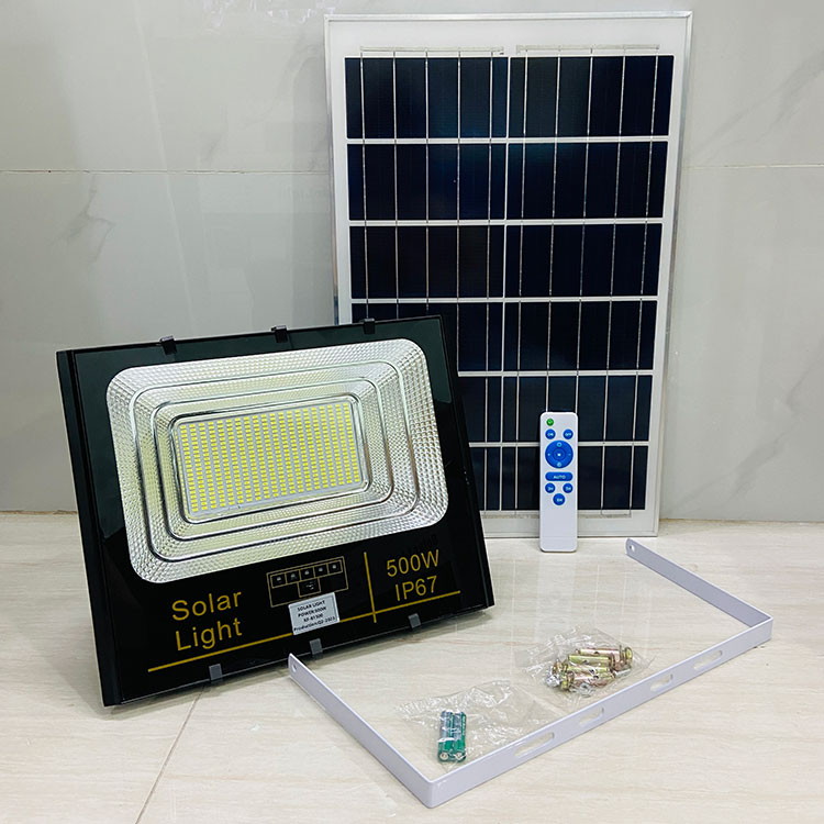 Đèn Pha 500W Năng Lượng Mặt Trời - SolarLight 500W Giá Rẻ Tiết Kiệm